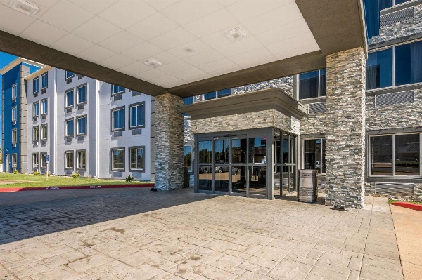 Comfort Inn image 2